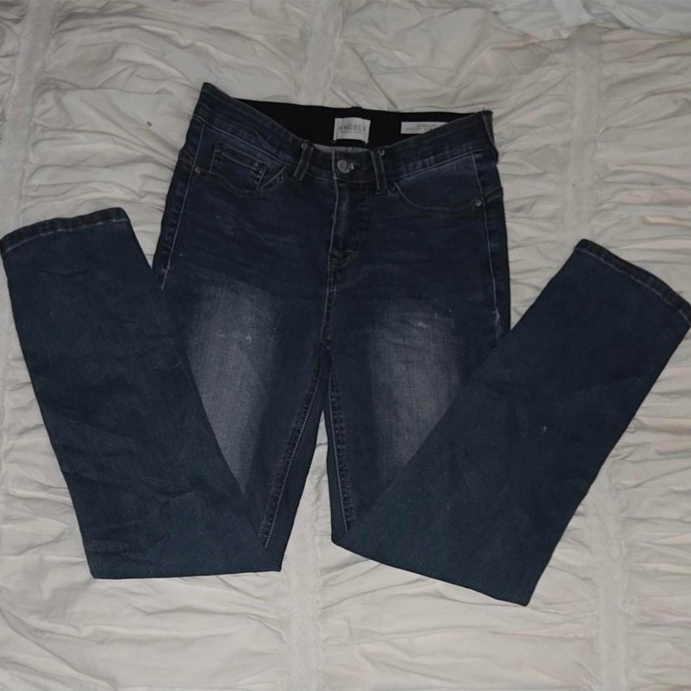 Angels Sculpted Straight Blue Jeans